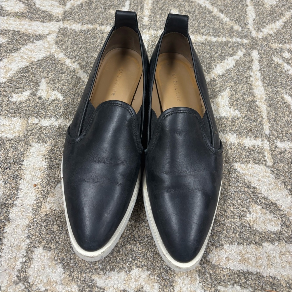 Cole Haan Black leather slip-on work shoes
#ColeHaan
#black
#leather
#workshoes